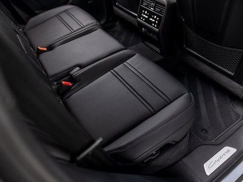 New 2026 Porsche Cayenne S image 49