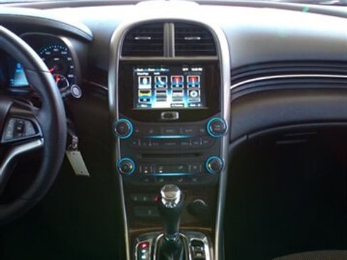 Used 2013 Chevrolet Malibu LT FWD image 33