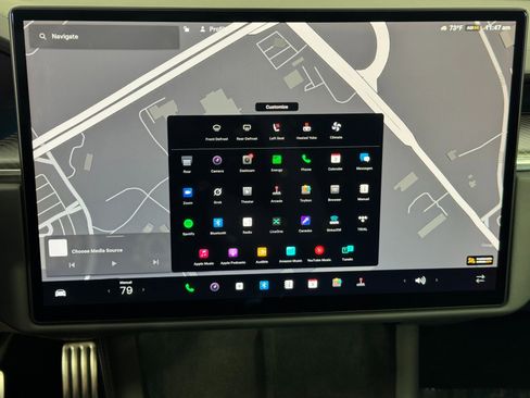 Used 2021 Tesla Model S Plaid image 24