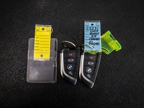 Used 2023 BMW Z4 M40i w/ Premium Package image 31