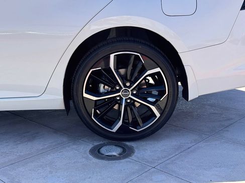 Certified 2023 Nissan Altima 2.5 SR w/ SR Premium Package AWD/4WD image 10
