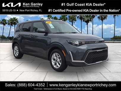 Certified 2025 Kia Soul LX