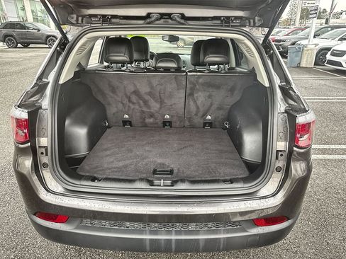 Certified 2020 Jeep Compass Latitude image 18