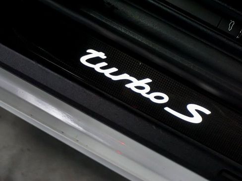 Used 2019 Porsche 911 4 Coupe image 53