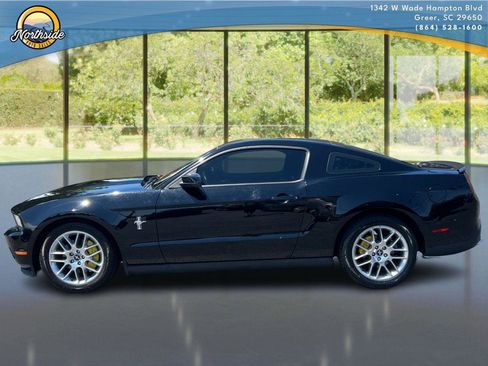 Used 2012 Ford Mustang Premium RWD image 20