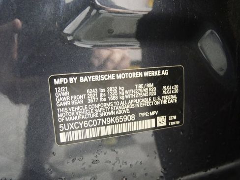 Used 2022 BMW X6 xDrive40i w/ M Sport Package image 28