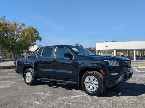 Certified 2024 Nissan Frontier SV w/ SV Convenience Package image 2