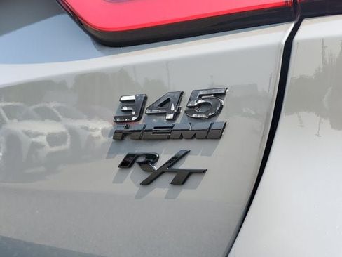 Certified 2022 Dodge Durango R/T w/ Blacktop Package RWD image 9