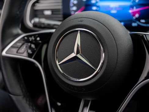 Used 2025 Mercedes-Benz GLE 450 4MATIC image 23