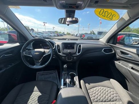 Used 2020 Chevrolet Equinox LT w/ Driver Convenience Package AWD/4WD image 19
