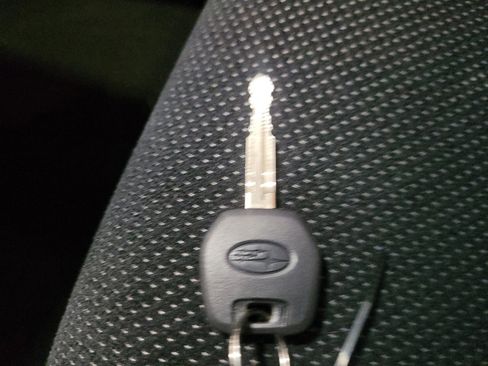 Used 2016 Subaru Impreza 2.0i image 32