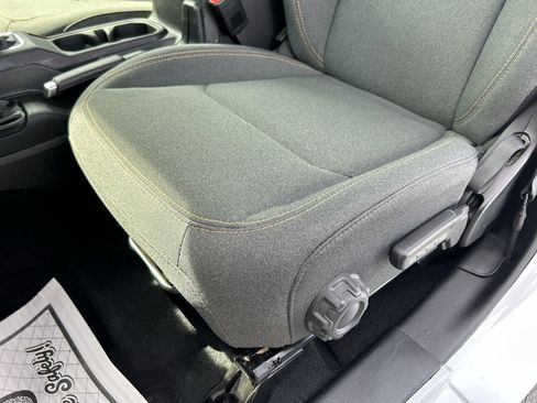 Used 2025 Jeep Wrangler Sahara w/ Safety Group image 23