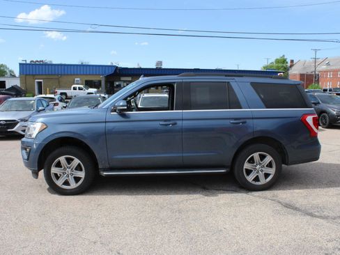 Used 2019 Ford Expedition XLT w/ Equipment Group 202A AWD/4WD image 5