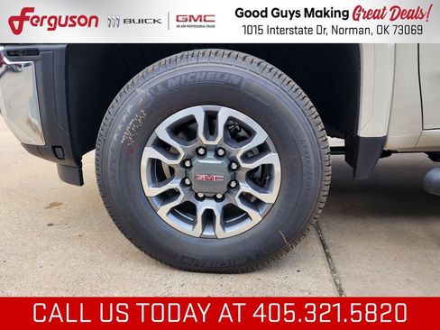 New 2026 GMC Sierra 2500 SLE w/ SLE Value Package; AWD/4WD image 53