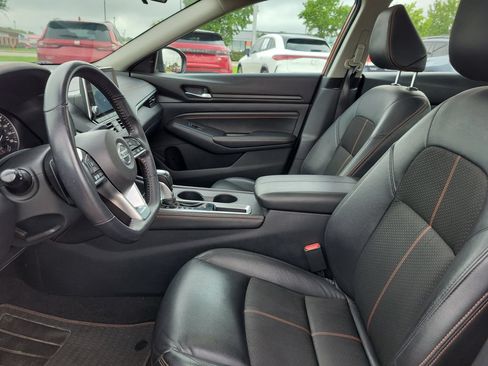 Used 2021 Nissan Altima 2.0 SR FWD image 19