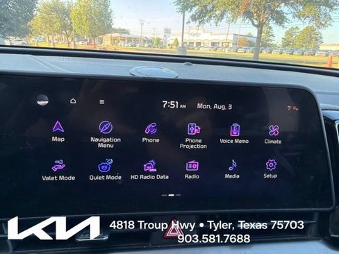 Used 2024 Kia Sportage EX FWD image 19