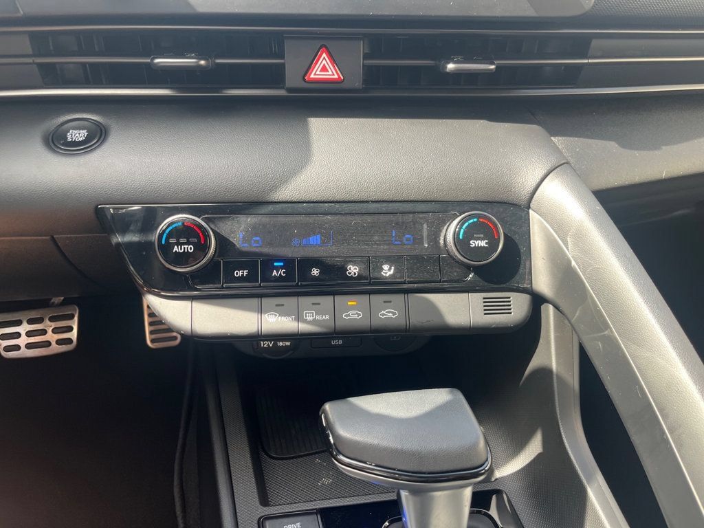 Used 2025 Hyundai Elantra Sport FWD image 19