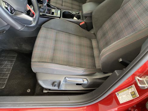 Certified 2023 Volkswagen GTI SE FWD image 14