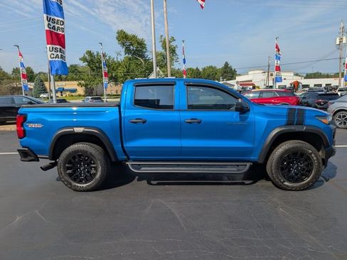 Used 2024 Chevrolet Colorado Trail Boss AWD/4WD image 6