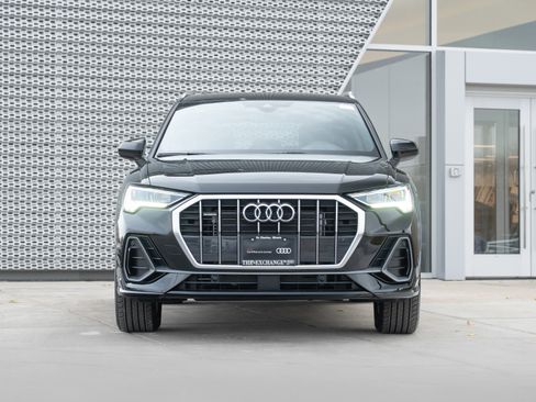 Certified 2025 Audi Q3 2.0T Premium w/ Convenience Package image 32
