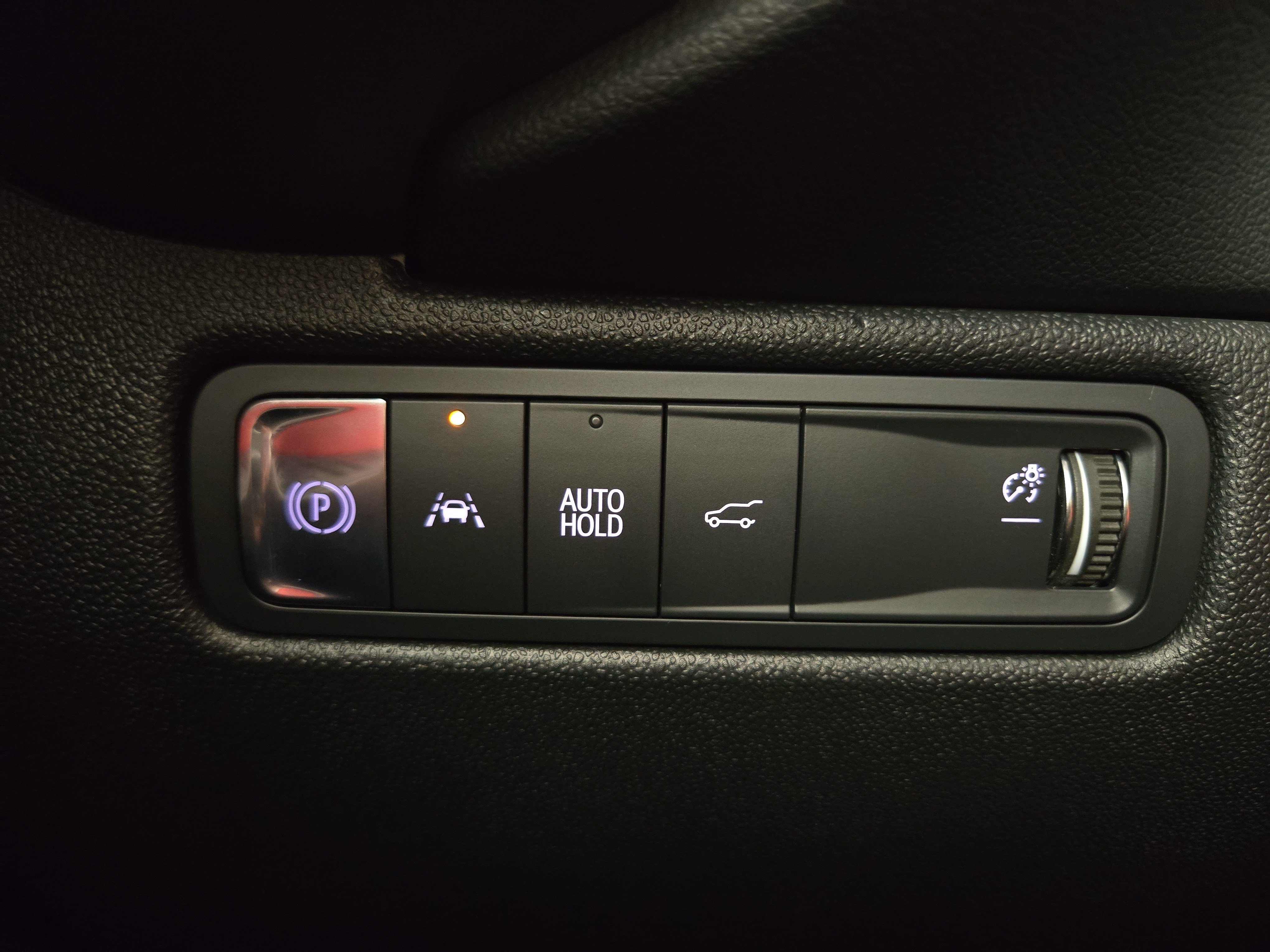 Certified 2024 Chevrolet Equinox EV RS FWD image 28