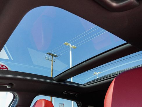 Used 2025 Kia K5 GT-Line w/ GT-Line Premium Package image 23