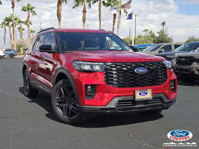 New 2025 Ford Explorer ST-Line w/ Premium Package