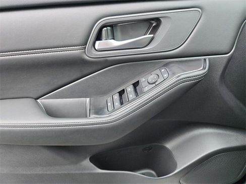 New 2026 Nissan Rogue SV image 21