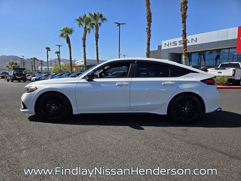 Used 2023 Honda Civic Sport image 3