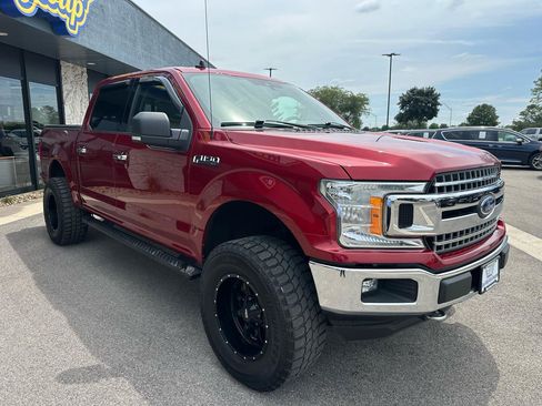 Used 2019 Ford F150 XLT w/ Equipment Group 302A Luxury AWD/4WD image 9