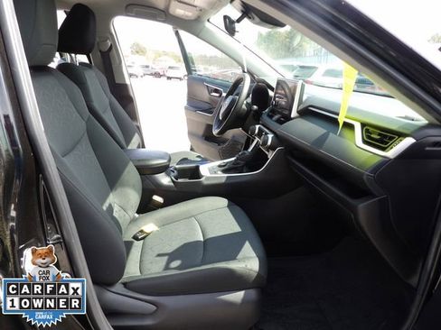 Used 2024 Toyota RAV4 AWD Hybrid image 32