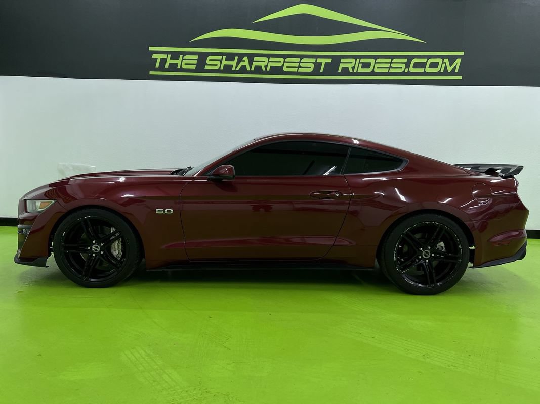 Used 2017 Ford Mustang GT Premium RWD image 6
