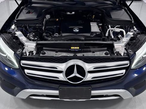 Used 2019 Mercedes-Benz GLC 300 4MATIC image 29