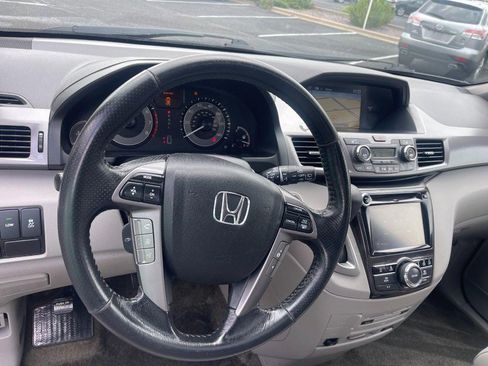 Used 2015 Honda Odyssey Touring Elite image 14