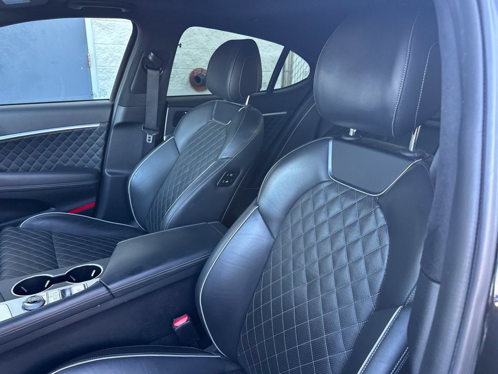 Used 2019 Genesis G70 2.0T Advanced w/ Sport Package AWD/4WD image 11