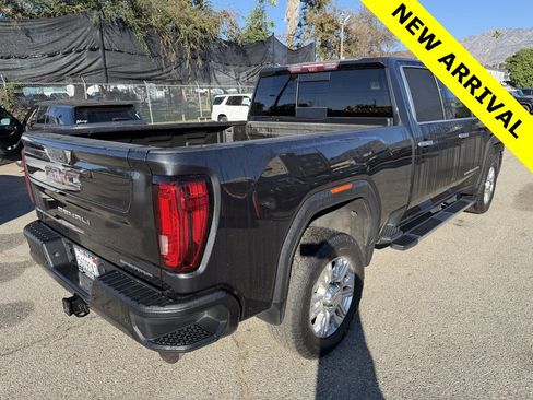 Certified 2020 GMC Sierra 2500 Denali w/ Denali Ultimate Package image 3