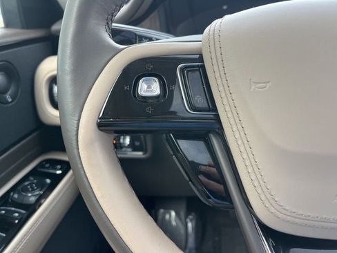 Used 2023 Lincoln Aviator Reserve w/ Elements Package Plus image 29