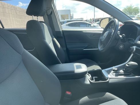 Used 2025 Toyota RAV4 LE image 10