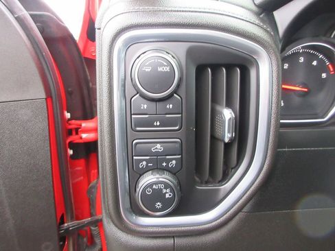 Used 2022 Chevrolet Silverado 3500 LT image 27