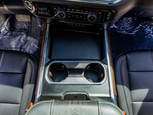 Used 2024 Chevrolet Silverado 3500 High Country w/ Technology Package image 27