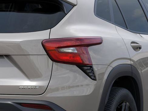 New 2026 Chevrolet Trax ACTIV FWD image 11