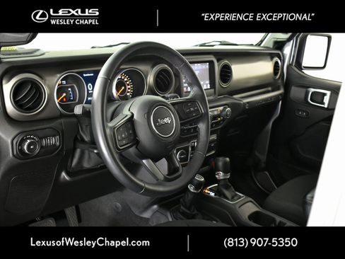 Used 2018 Jeep Wrangler Unlimited Sport S image 19