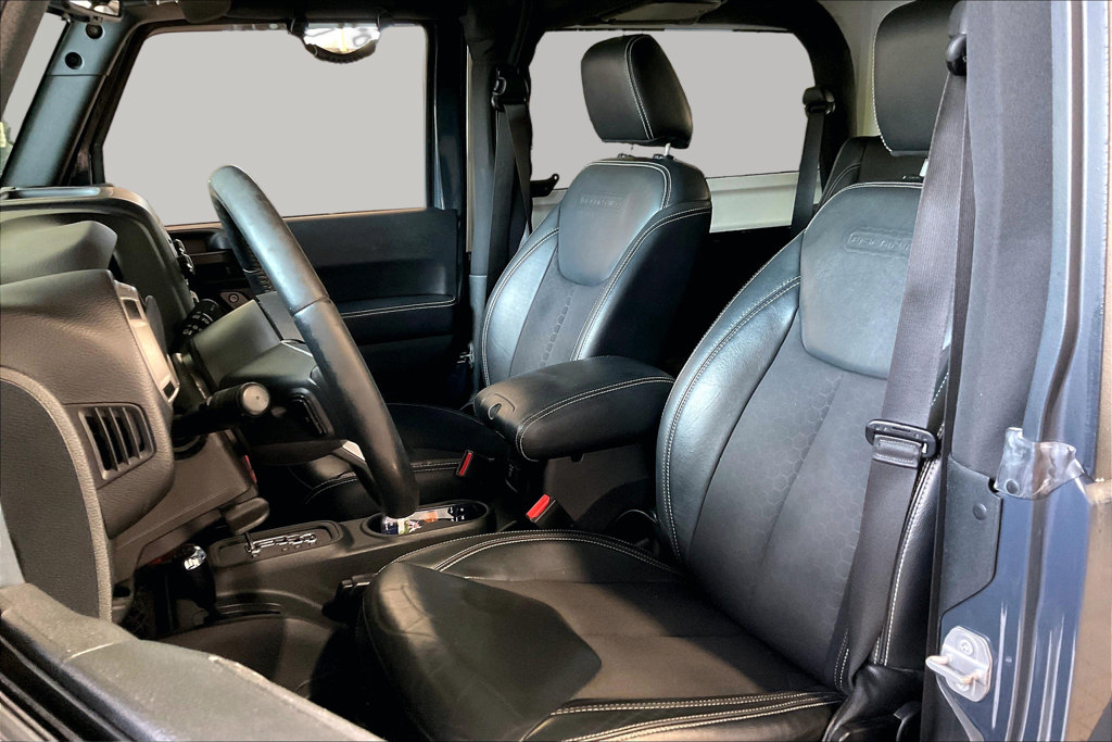 Used 2017 Jeep Wrangler Sport AWD/4WD image 3