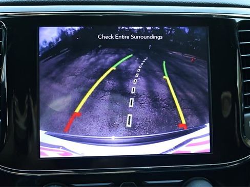 Used 2019 Jeep Grand Cherokee Limited image 25