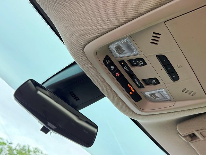 Used 2019 Buick Enclave Essence FWD image 22