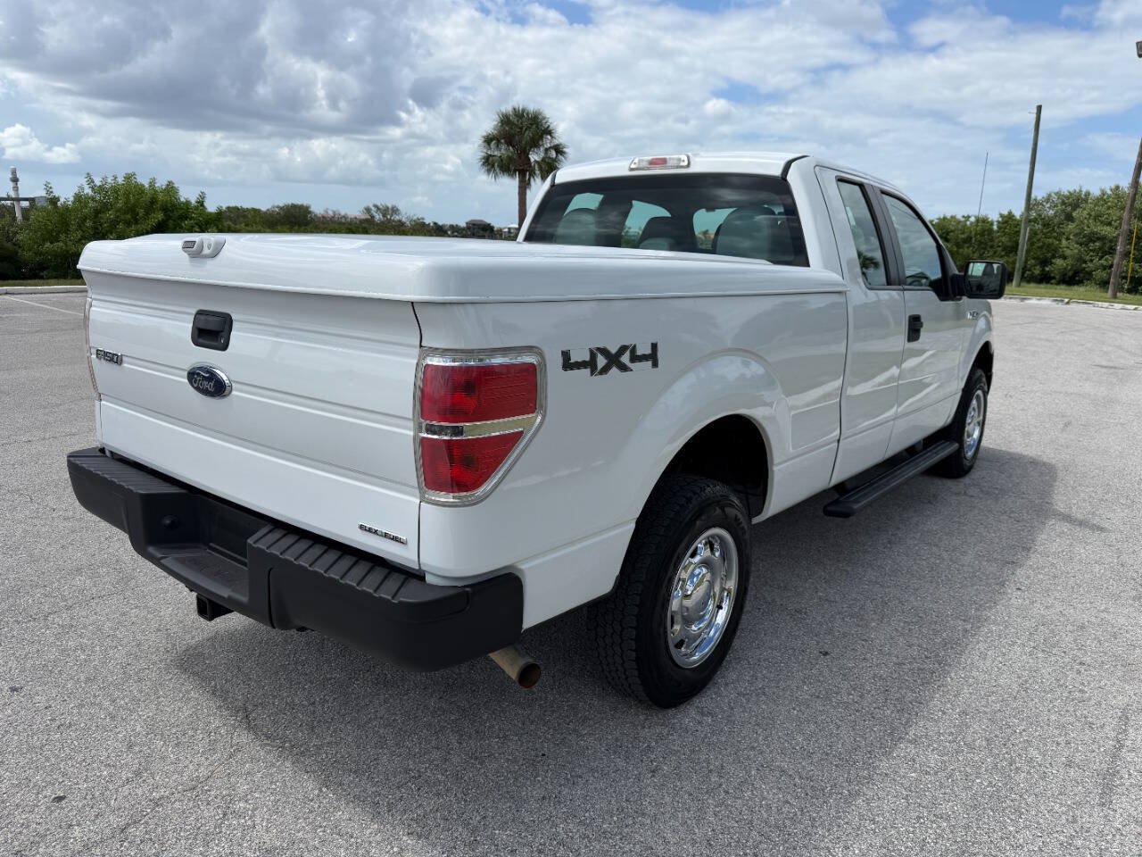 Used 2014 Ford F150 XL w/ Power Equipment Group AWD/4WD image 6