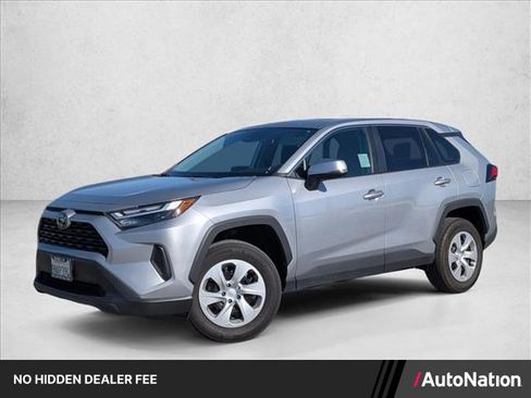 Used 2024 Toyota RAV4 LE AWD/4WD image 1