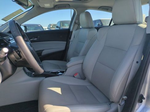 Used 2017 Acura ILX FWD image 16