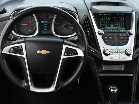 Used 2017 Chevrolet Equinox Premier w/ Enhanced Convenience Package FWD image 16