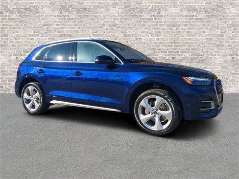 Used 2021 Audi Q5 Prestige image 1